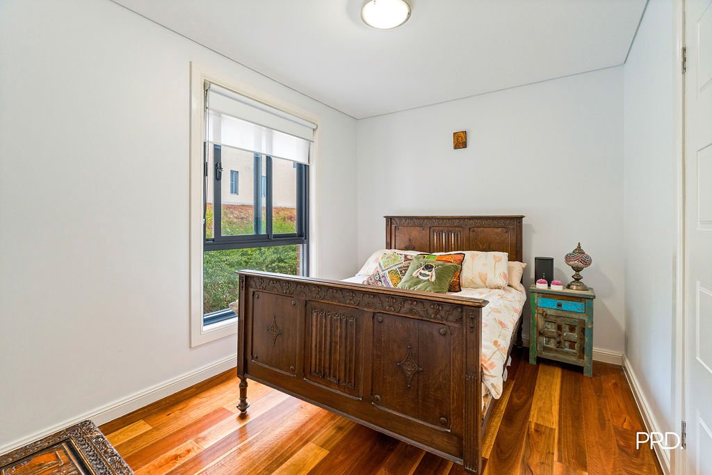 9 Sunridge Avenue HAZELBROOK 7