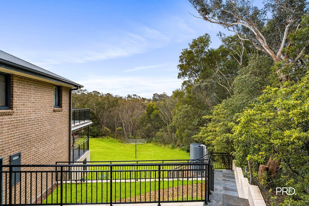 9 Sunridge Avenue HAZELBROOK 12