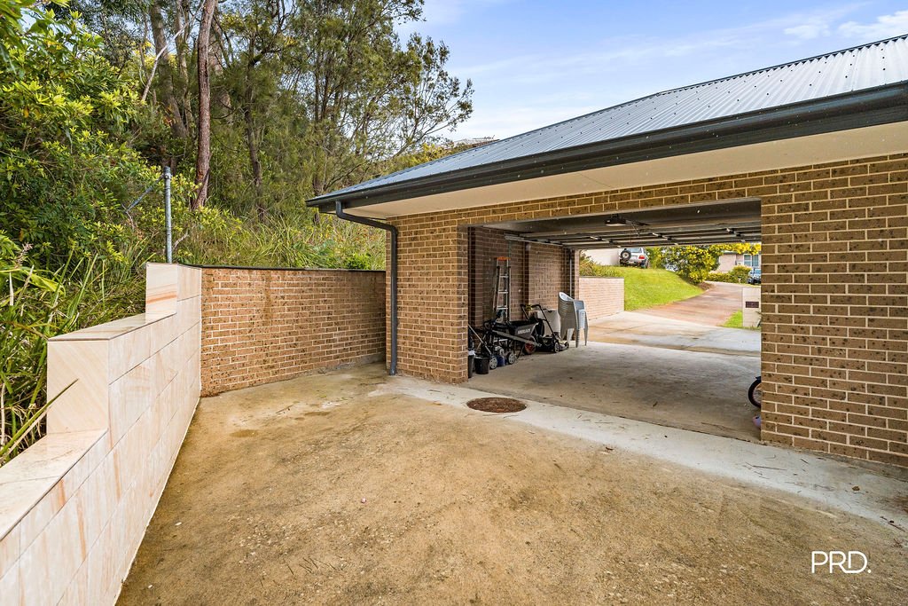 9 Sunridge Avenue HAZELBROOK 13