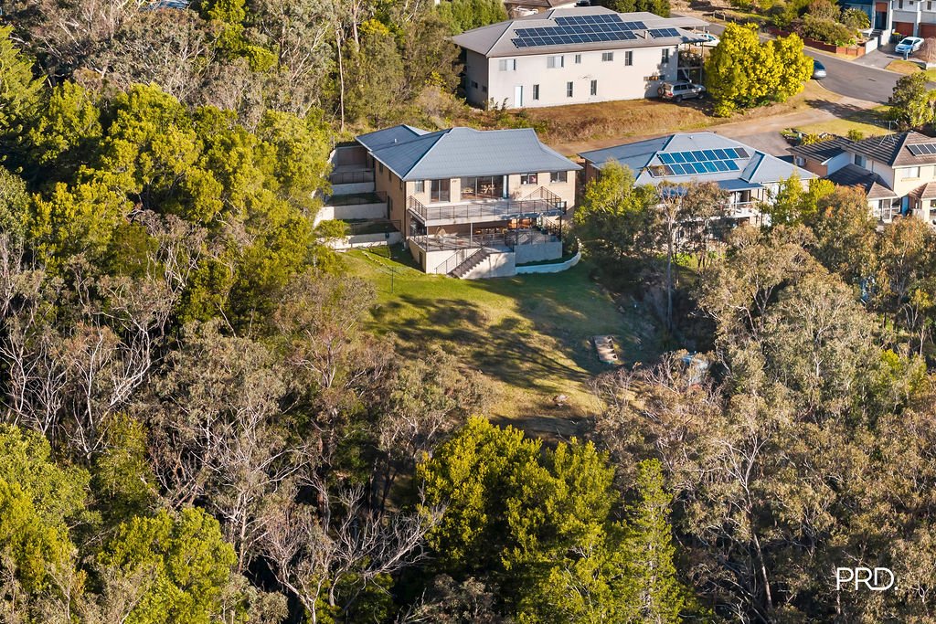 9 Sunridge Avenue HAZELBROOK 19