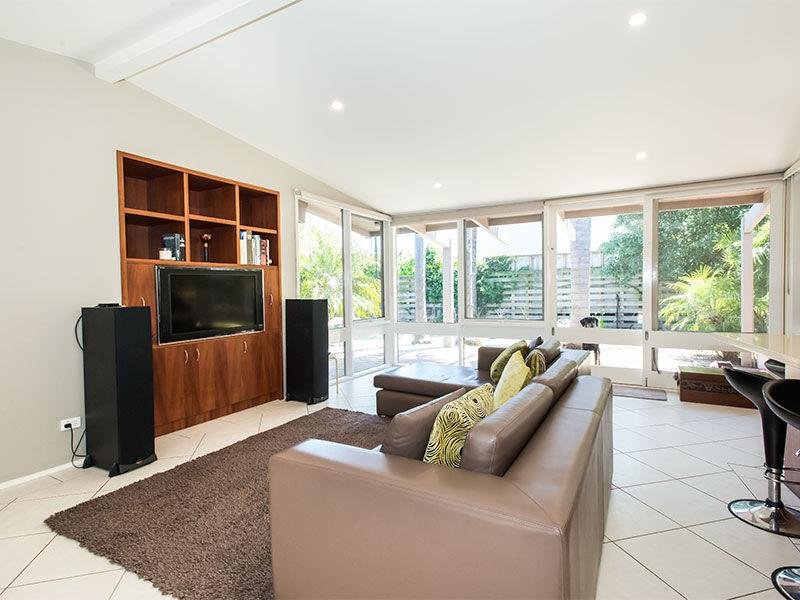 Gallery: 9 Sussex Street