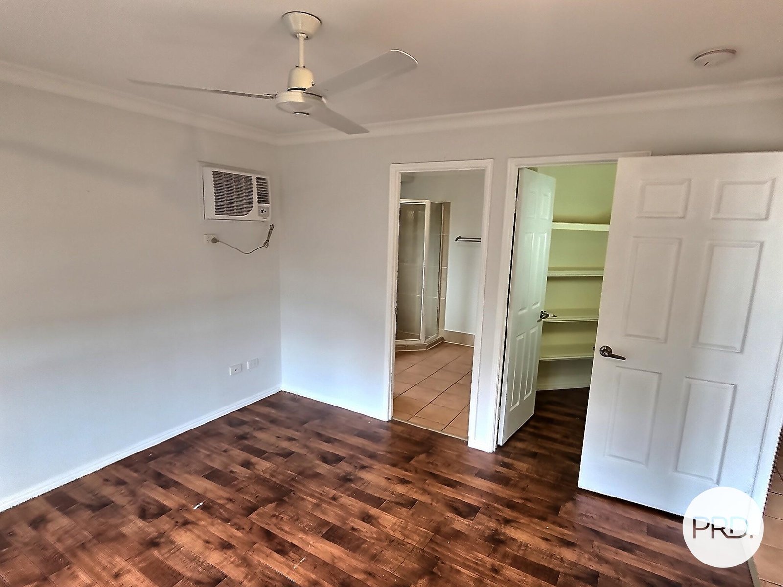 9 Swains Court BOYNE ISLAND 10