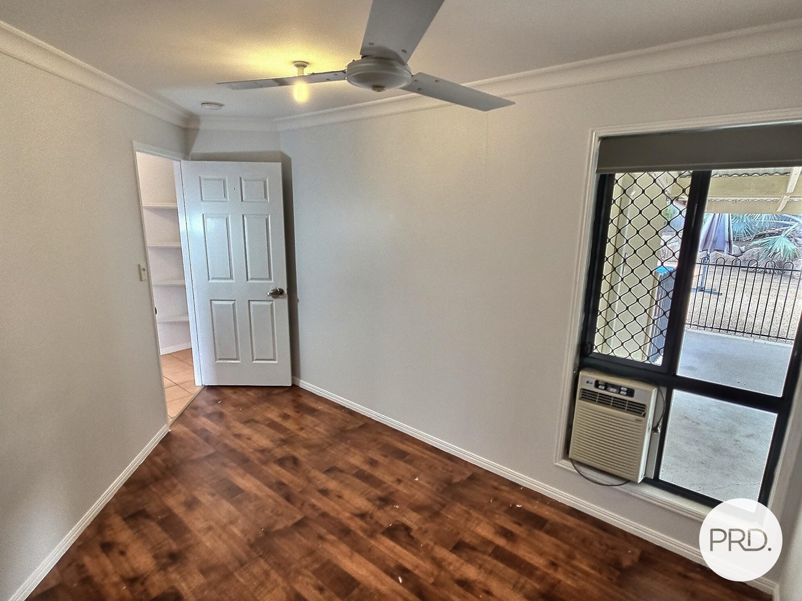 9 Swains Court BOYNE ISLAND 16