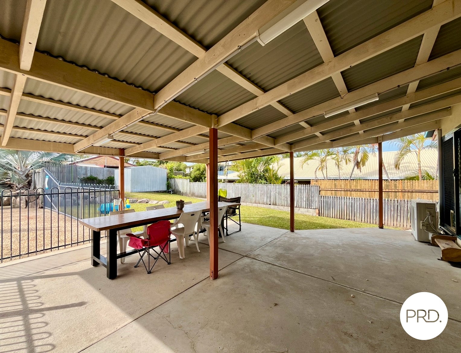 9 Swains Court BOYNE ISLAND 11