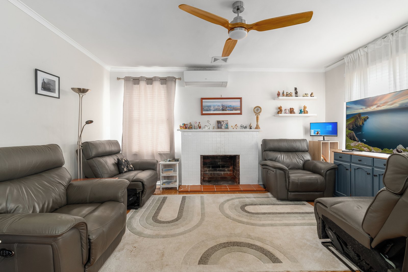 Gallery: 9 Swallow Crescent