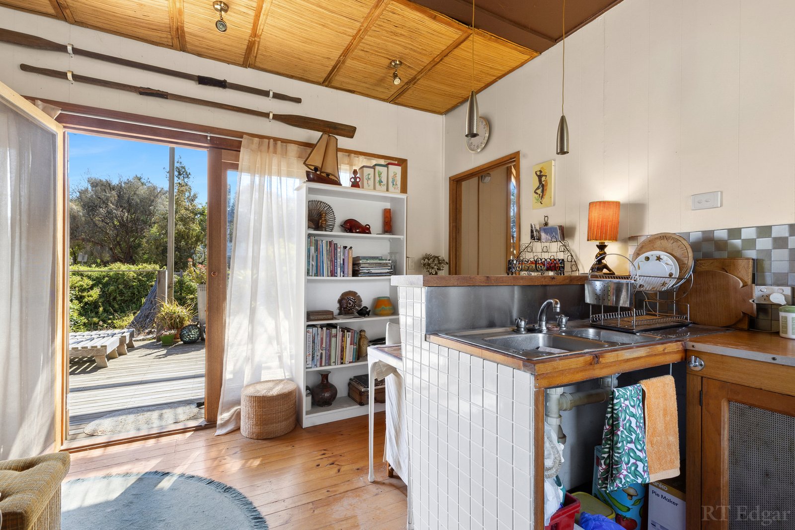 Real Estate and Property in 9 Swan Parade, St Leonards, VIC