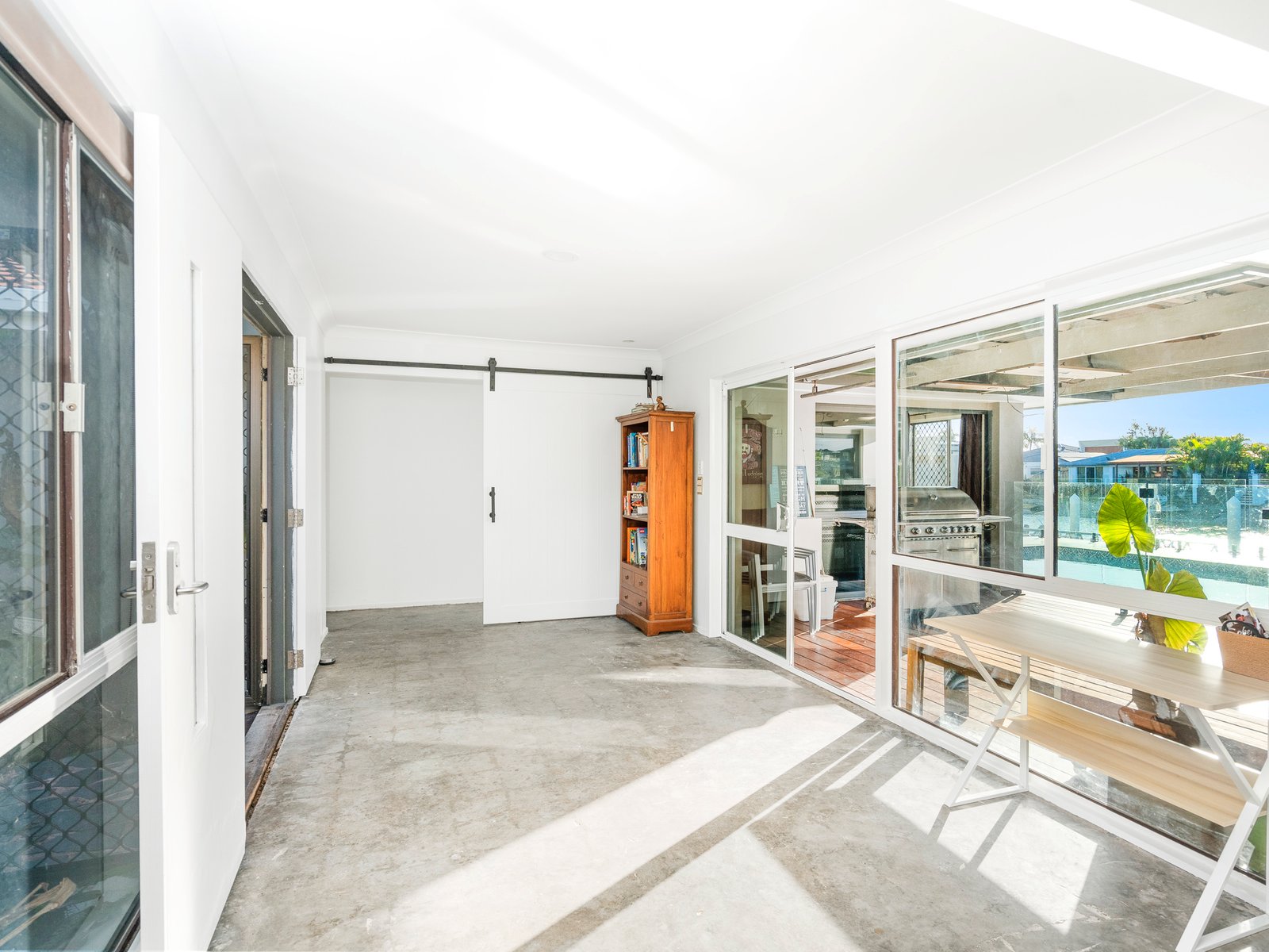 9 Swordfish Court PALM BEACH 11