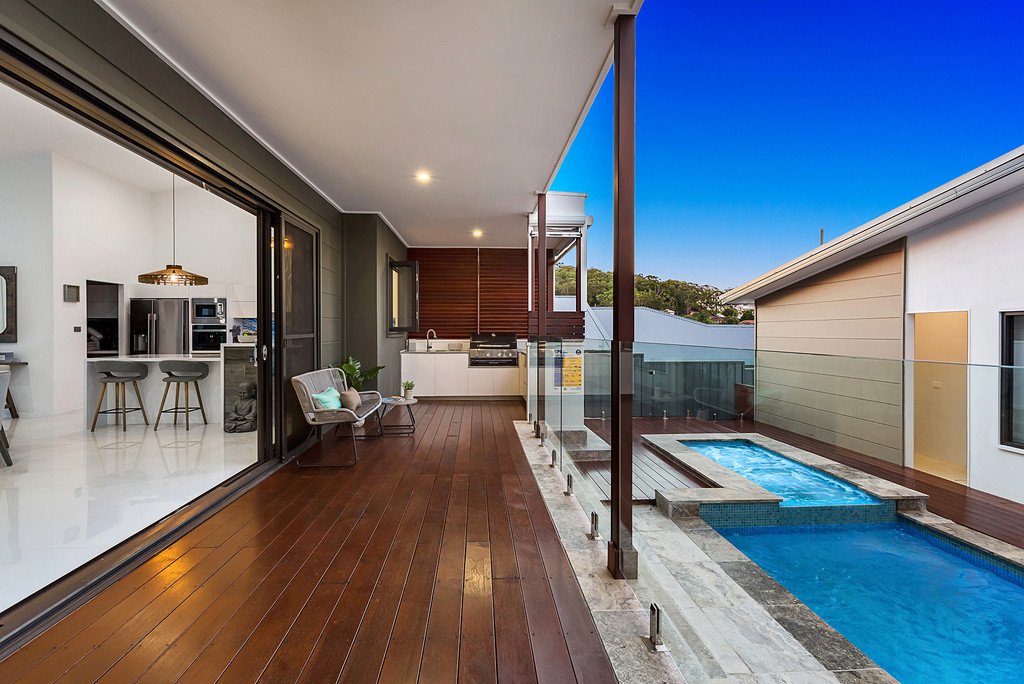 9 Tacking Street CORLETTE 3