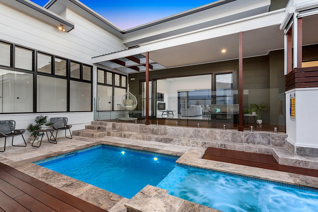 9 Tacking Street CORLETTE 10
