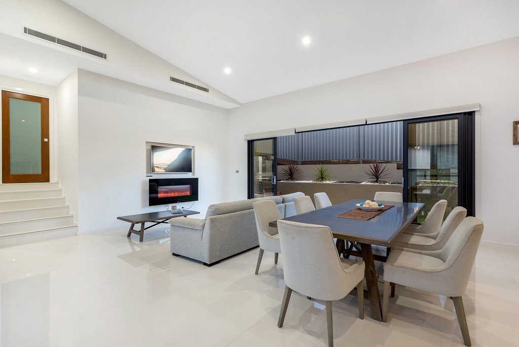 9 Tacking Street CORLETTE 11