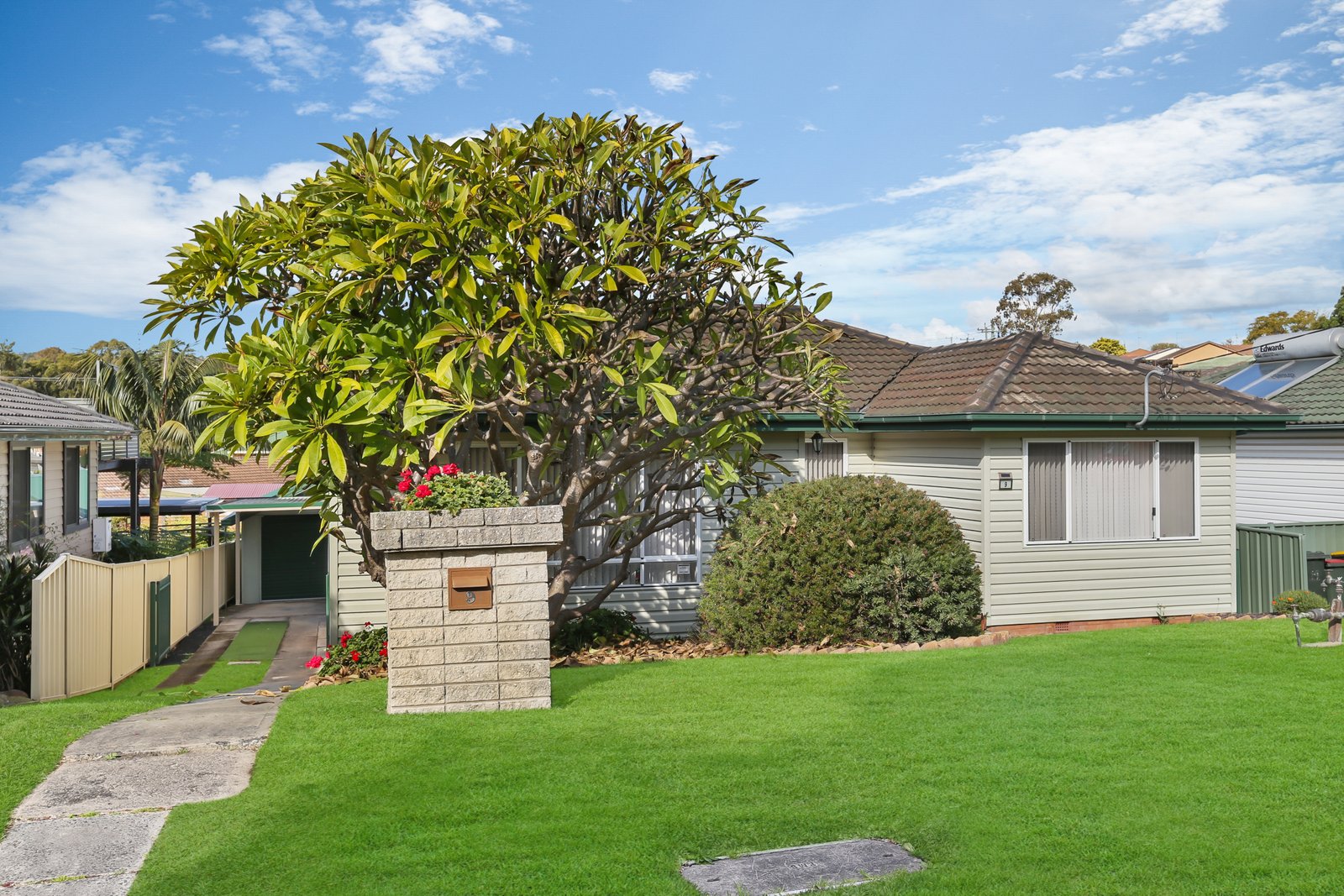 9 Tallawong Crescent DAPTO 1