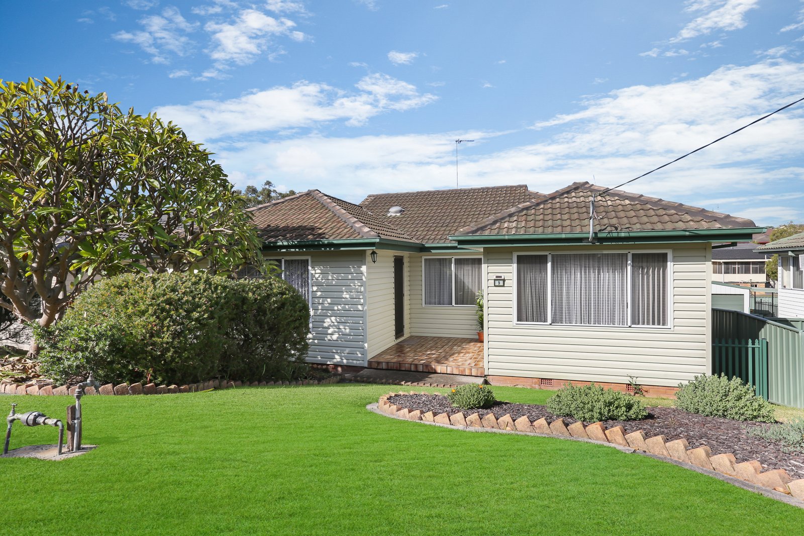 9 Tallawong Crescent DAPTO 6