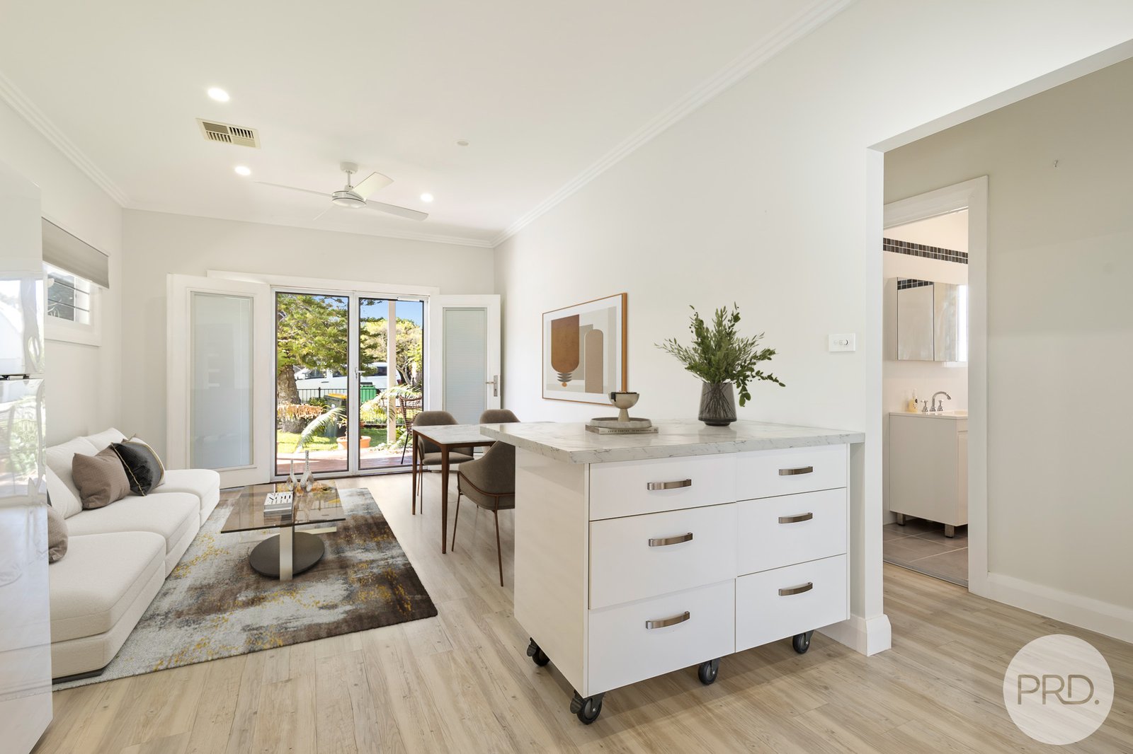 9 Tanilba Avenue TANILBA BAY 4