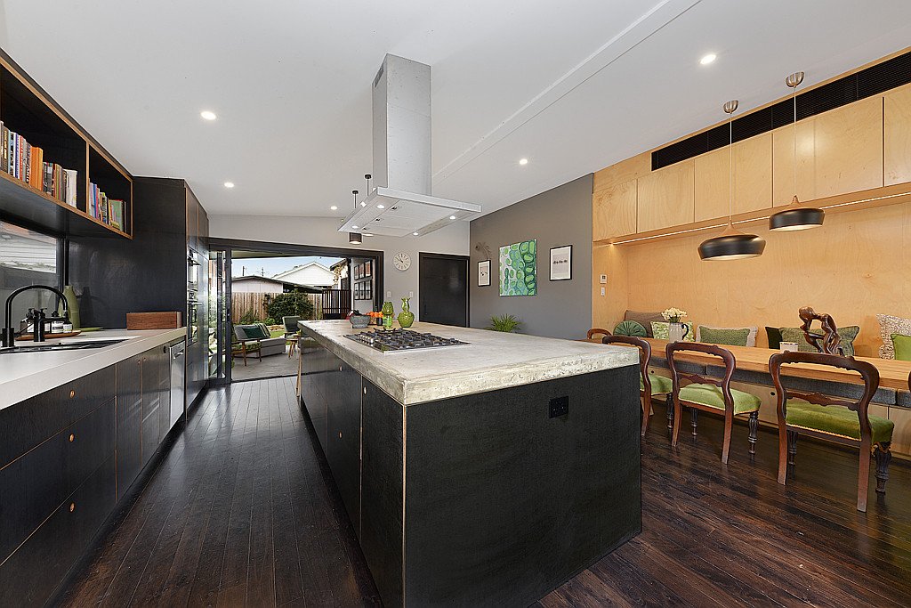 9 Tasman Street PHILLIP BAY 6