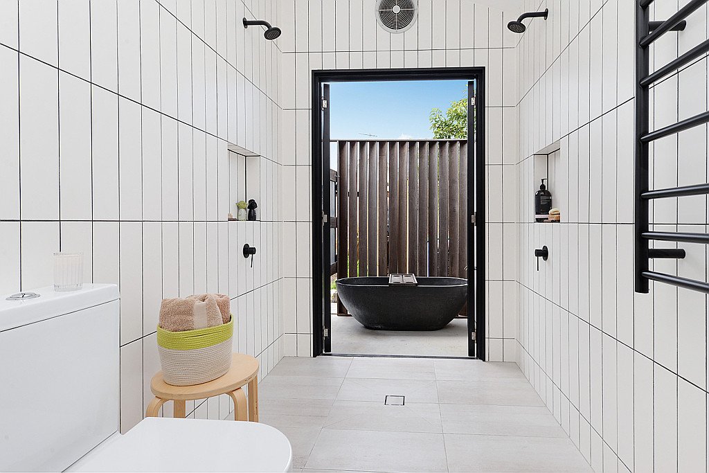 9 Tasman Street PHILLIP BAY 13