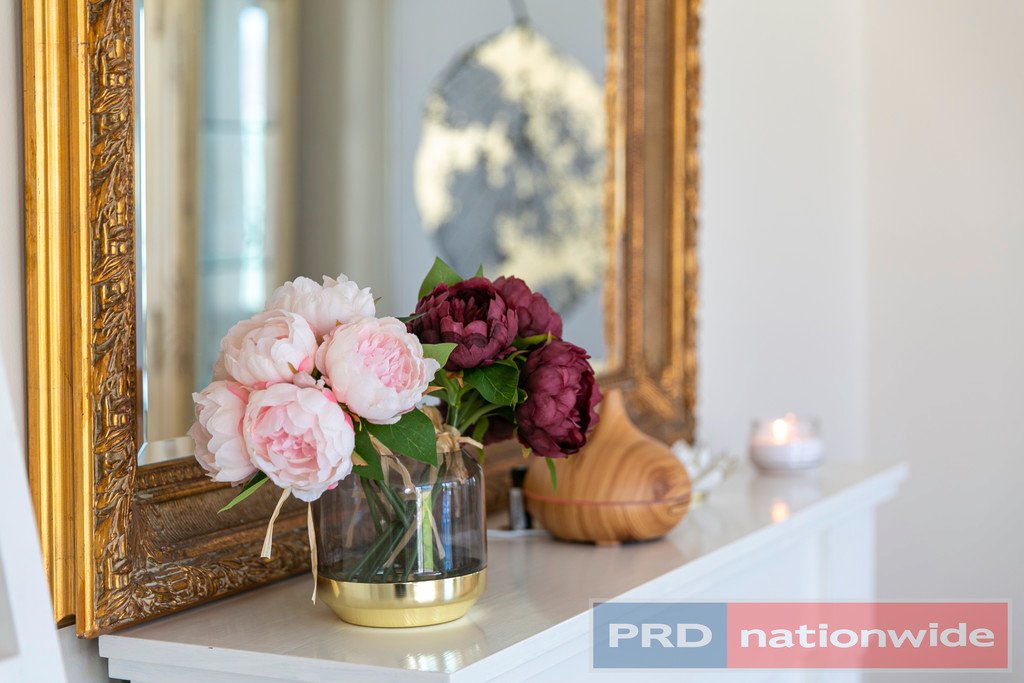 9 Taunton Place LAKE GARDENS 12