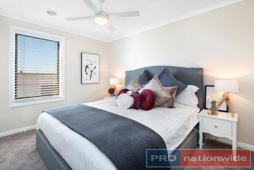 9 Taunton Place LAKE GARDENS 17