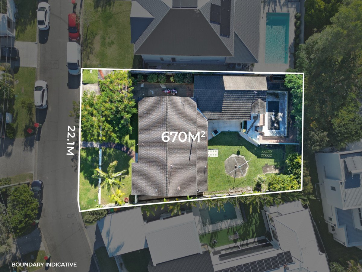 9 Tawarri Crescent Burleigh Heads 3