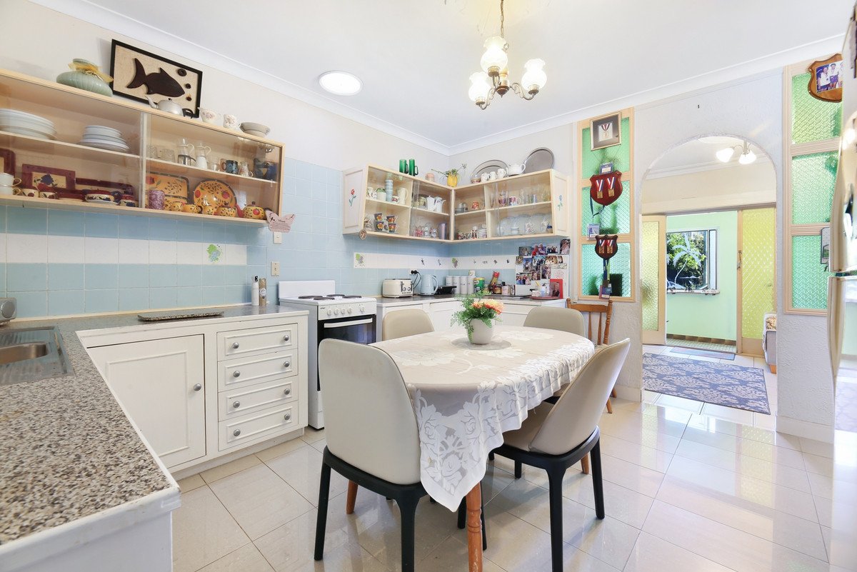 9 Tawarri Crescent Burleigh Heads 4