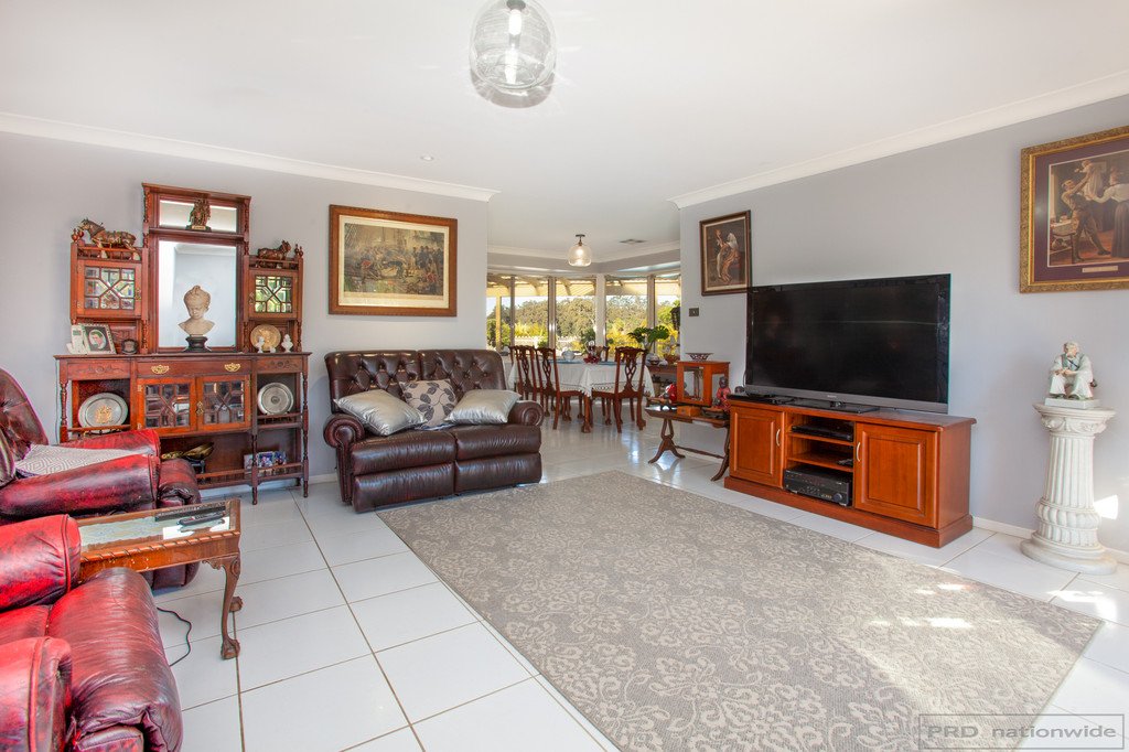 9 Tea Tree Avenue ABERGLASSLYN 2