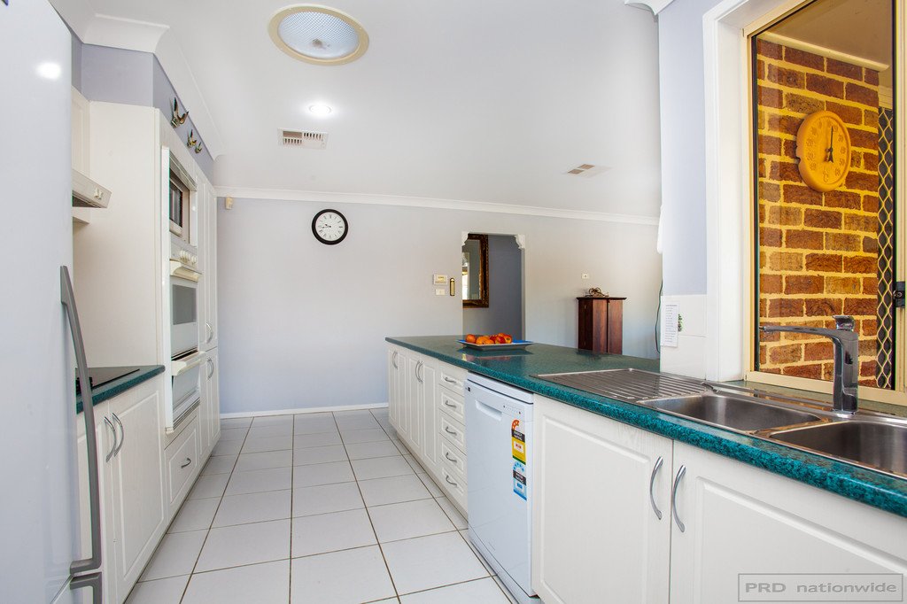 9 Tea Tree Avenue ABERGLASSLYN 6