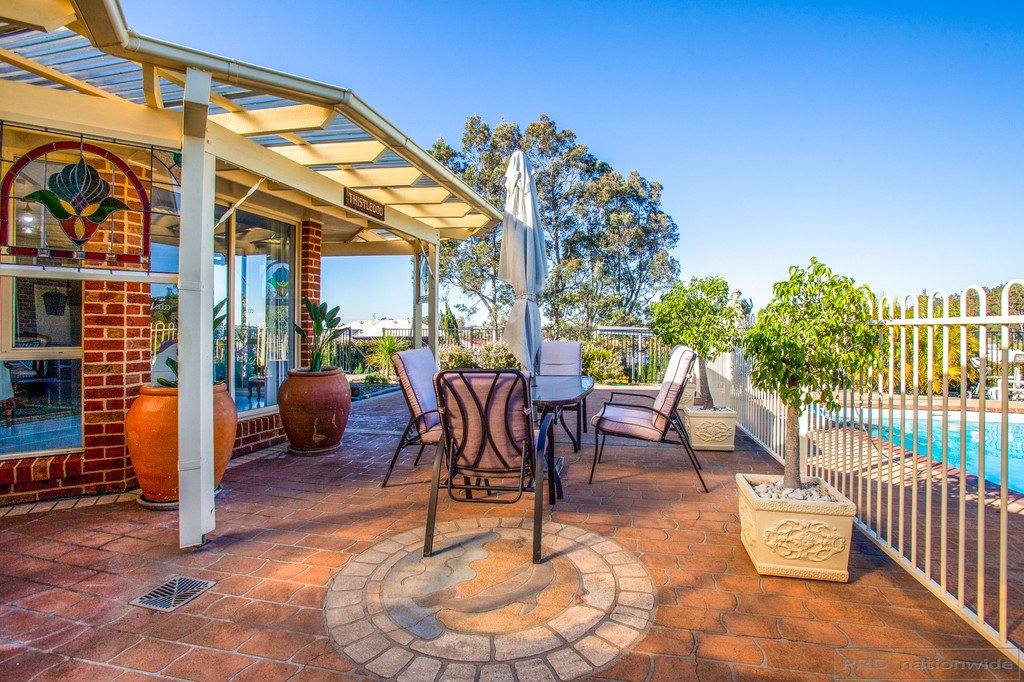 9 Tea Tree Avenue ABERGLASSLYN 16