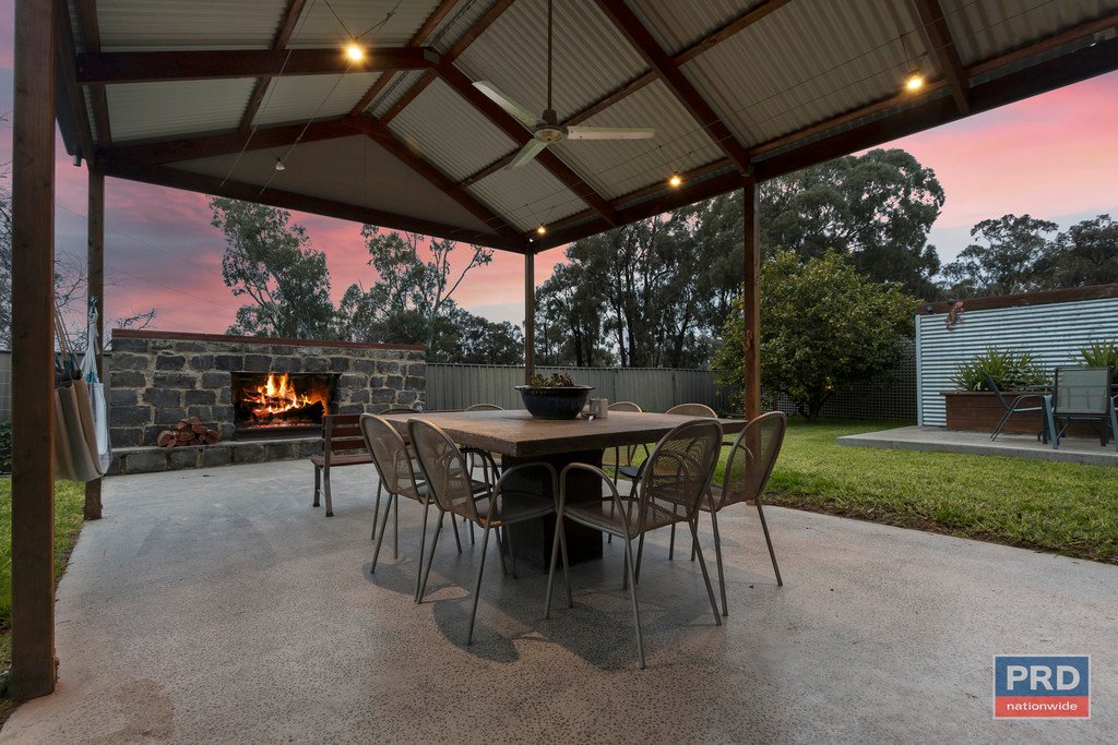 9 Tennyson Street QUARRY HILL 2