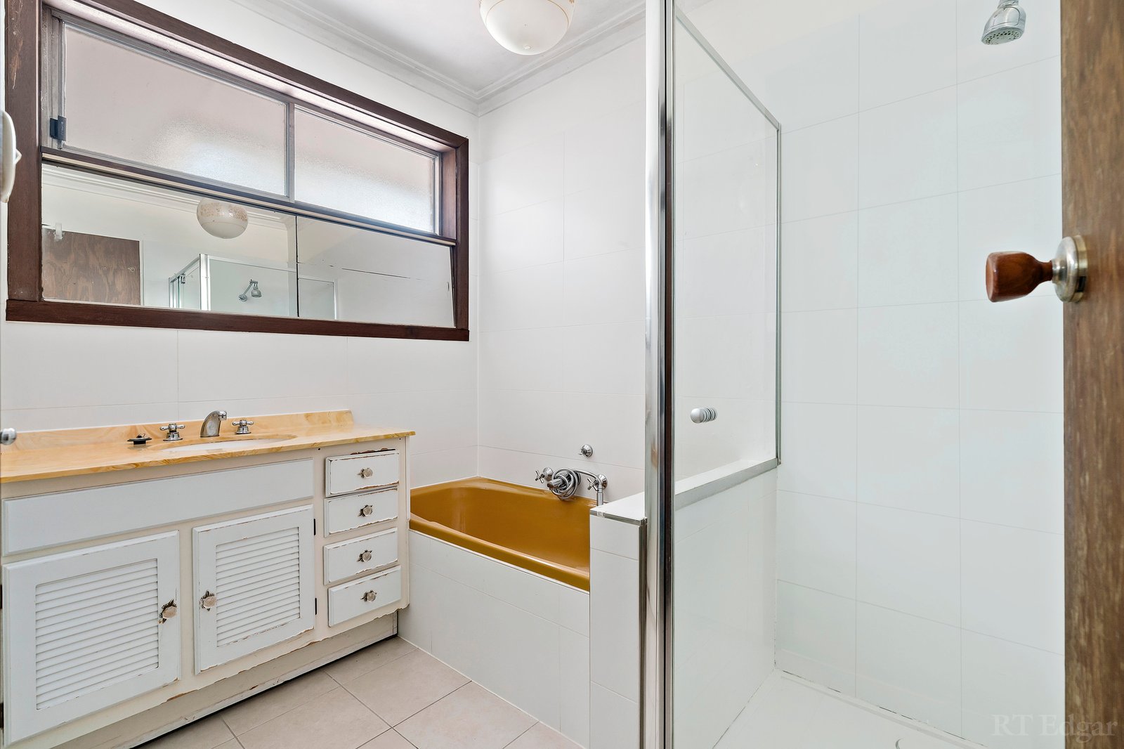 Real Estate and Property in 9 Terence Court, Doncaster, VIC