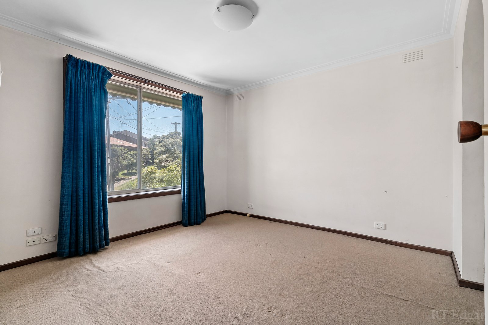 Real Estate and Property in 9 Terence Court, Doncaster, VIC