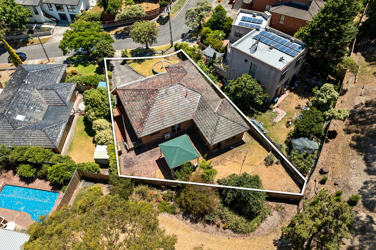 Real Estate and Property in 9 Terence Court, Doncaster, VIC