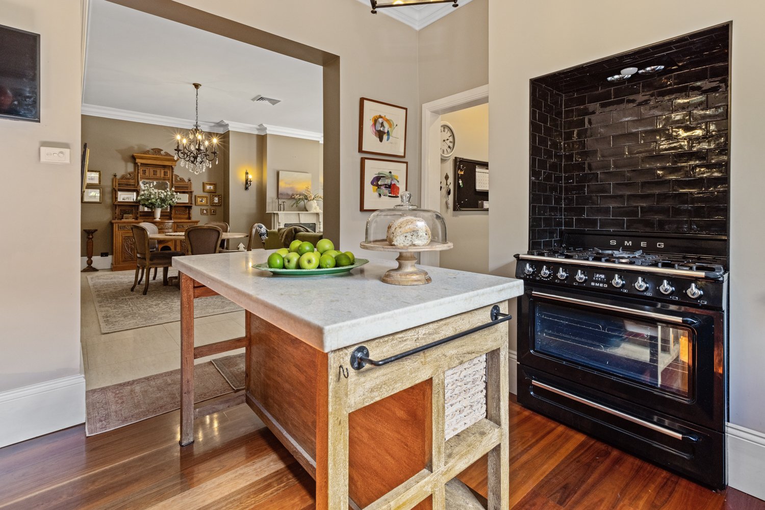 9 The Avenue LORN 13