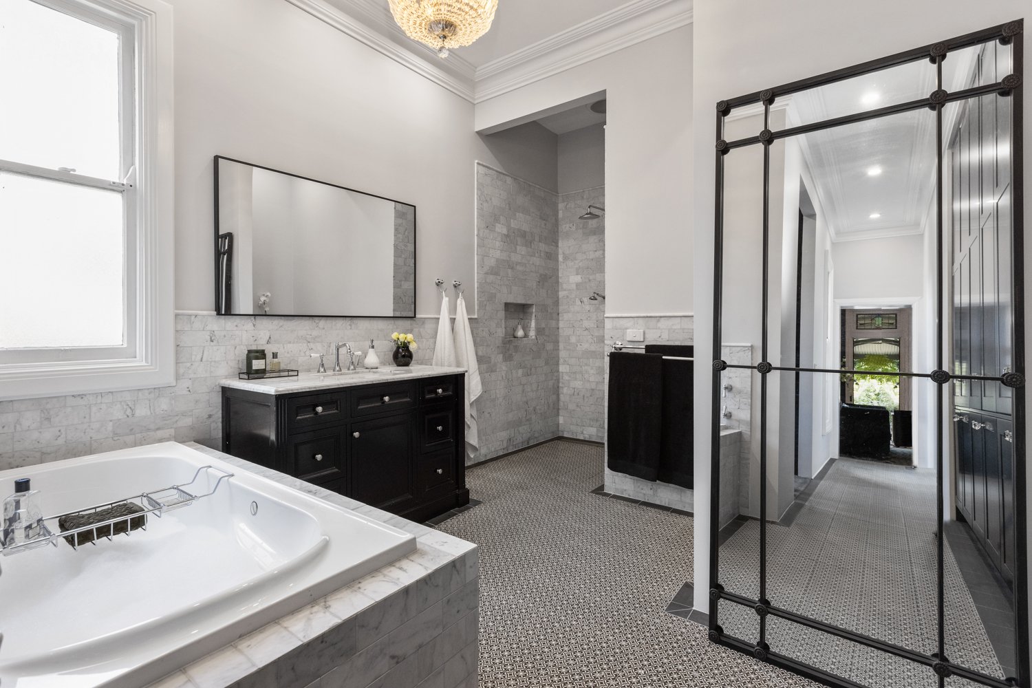 9 The Avenue LORN 19