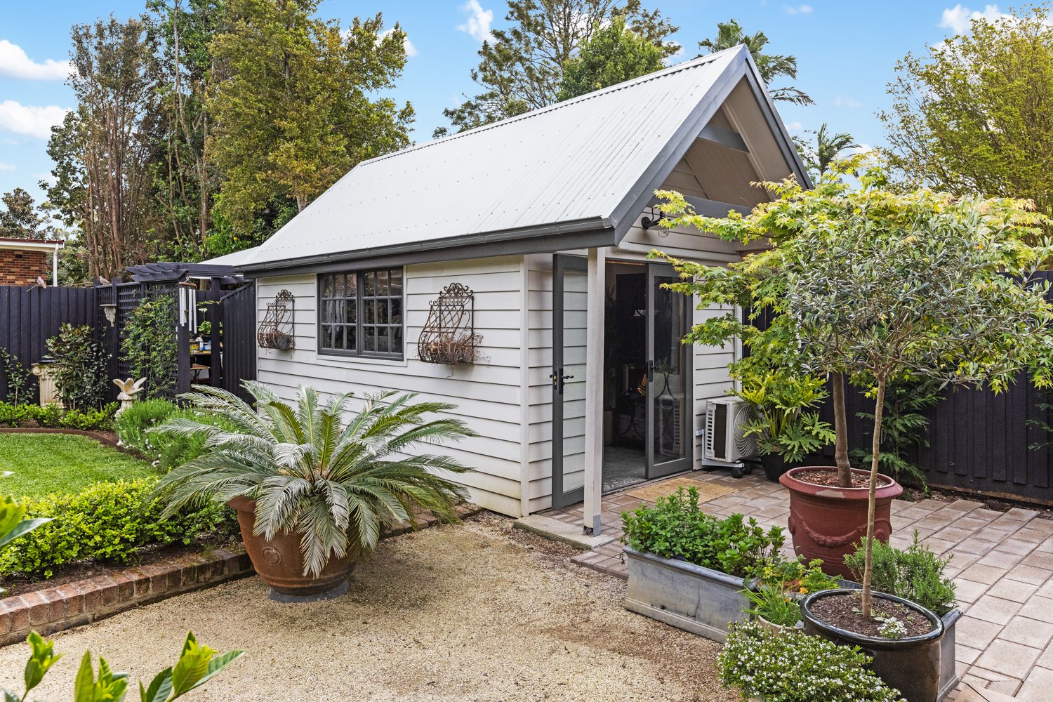 9 The Avenue LORN 34