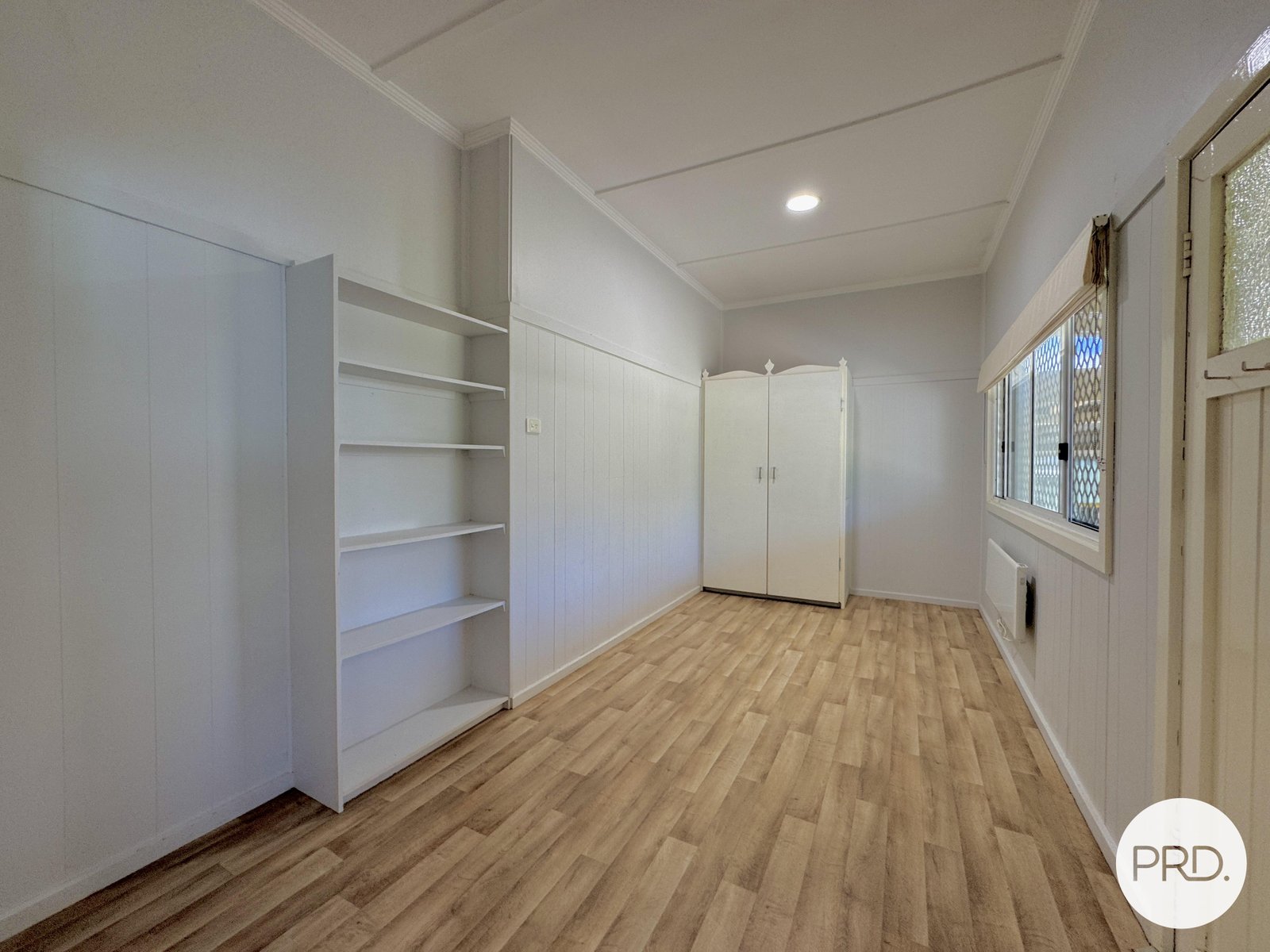 9 The Crescent QUEANBEYAN 9