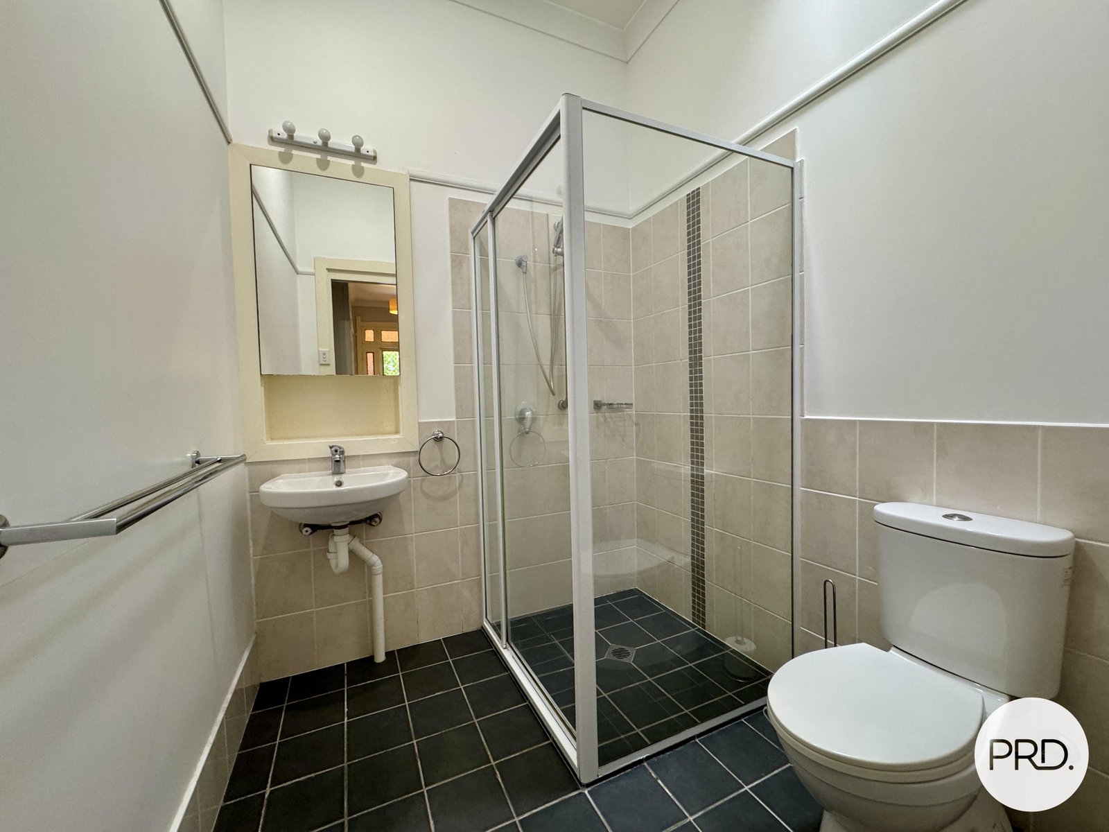 9 The Crescent QUEANBEYAN 10