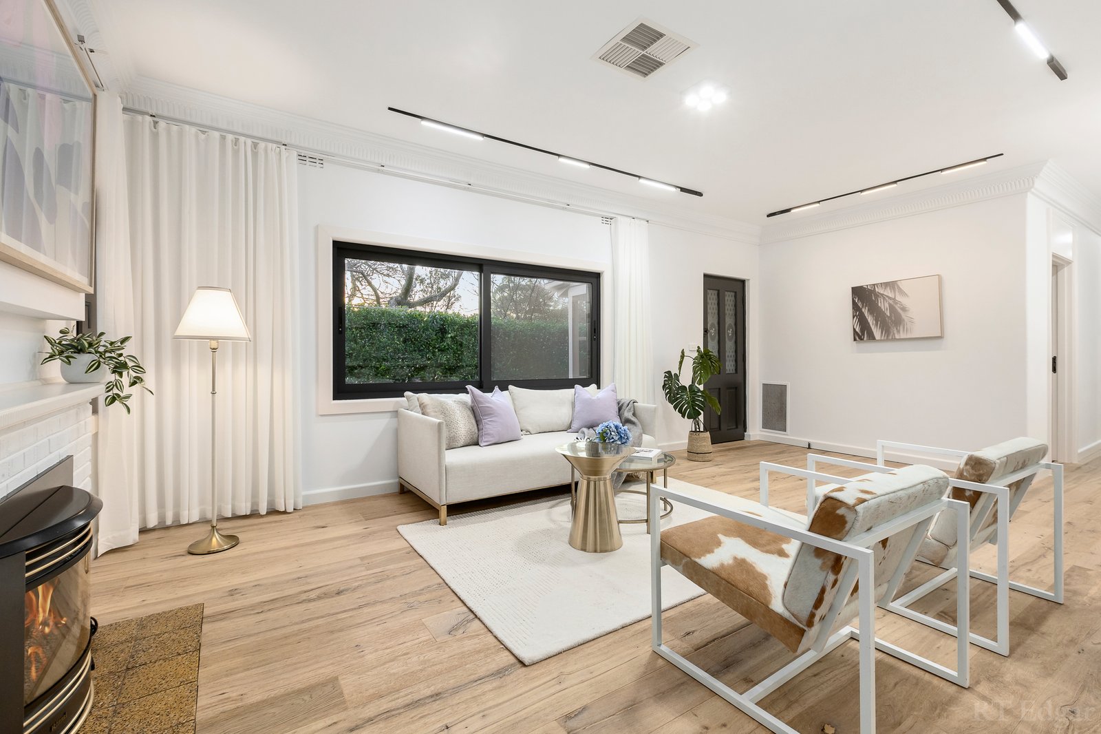 Real Estate and Property in 9 Thomas Street, Camberwell, VIC