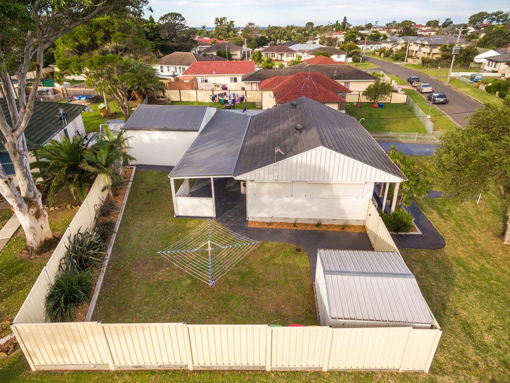 9 Thomas Street LAKE ILLAWARRA 13