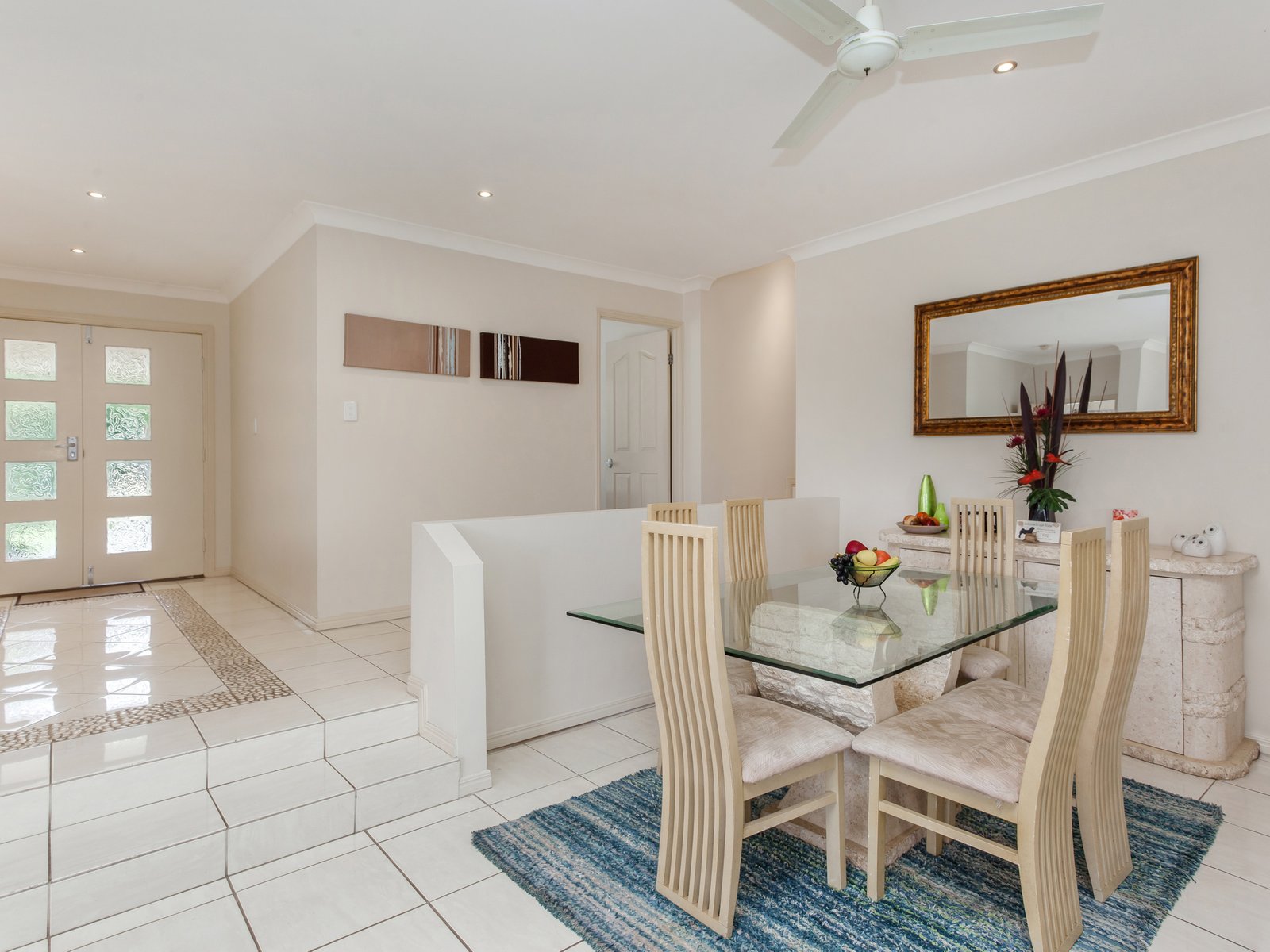 9 Tiarnna Close BURLEIGH HEADS 7