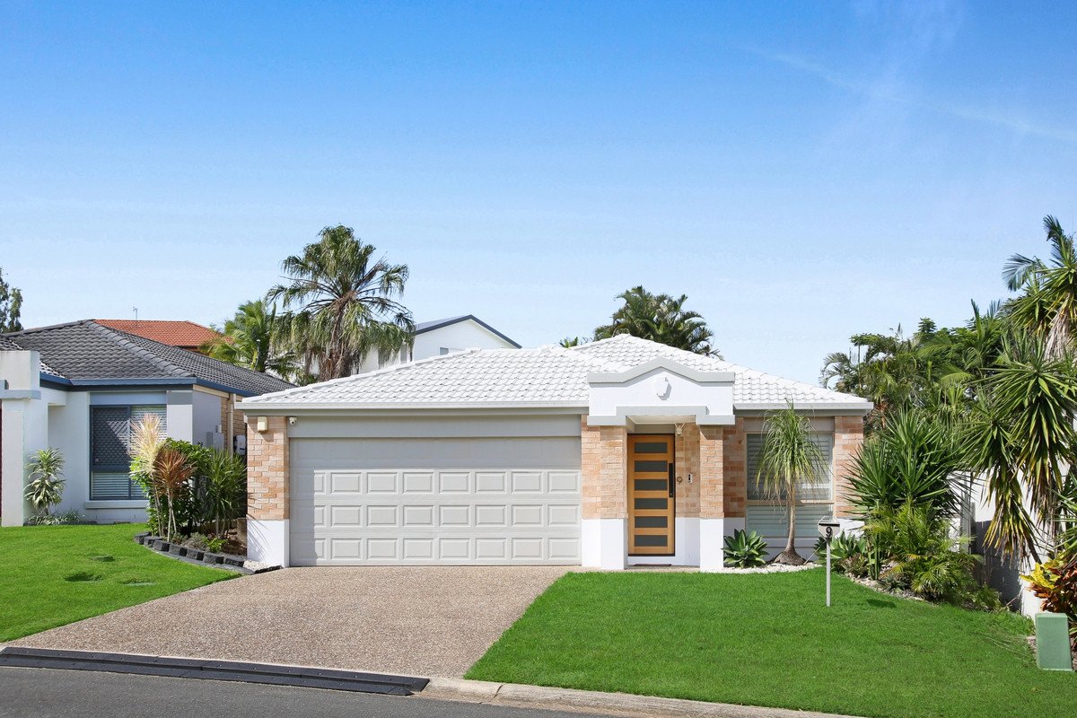 9 Tillys Place Burleigh Heads 1