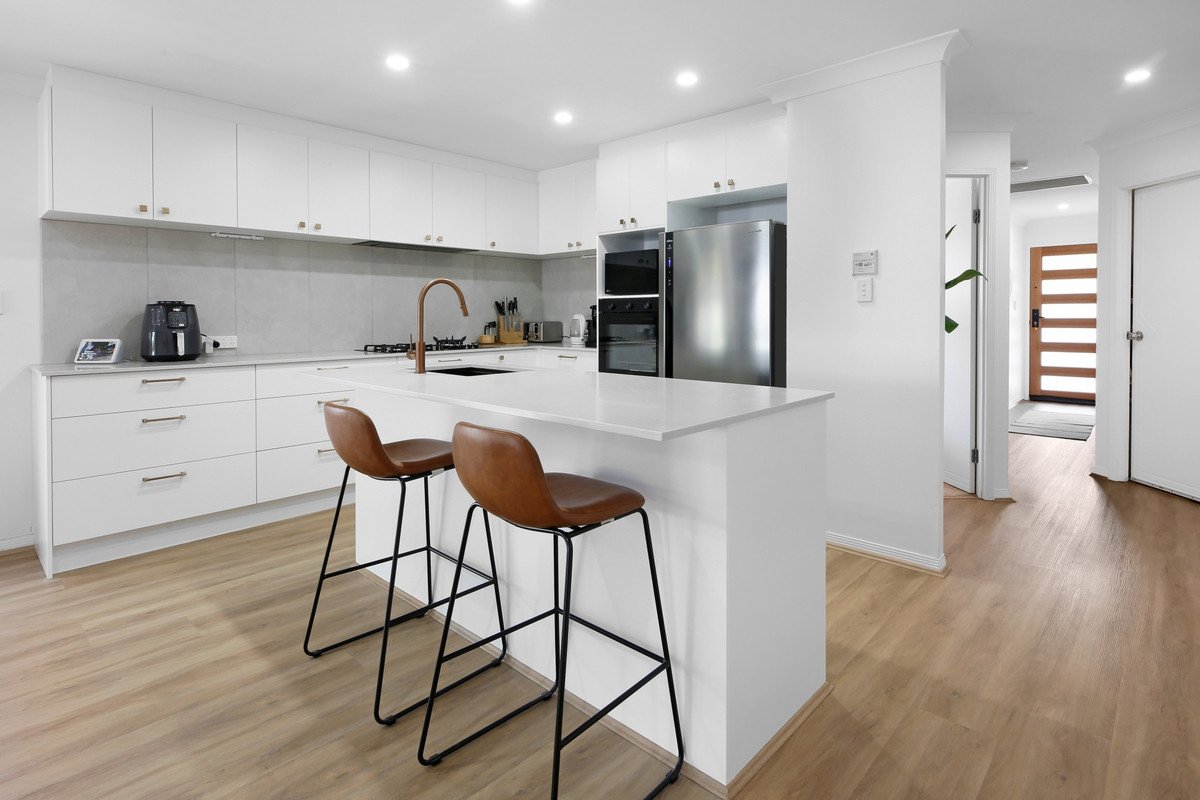 9 Tillys Place Burleigh Heads 5
