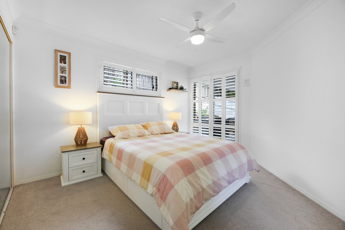 9 Tillys Place Burleigh Heads 11