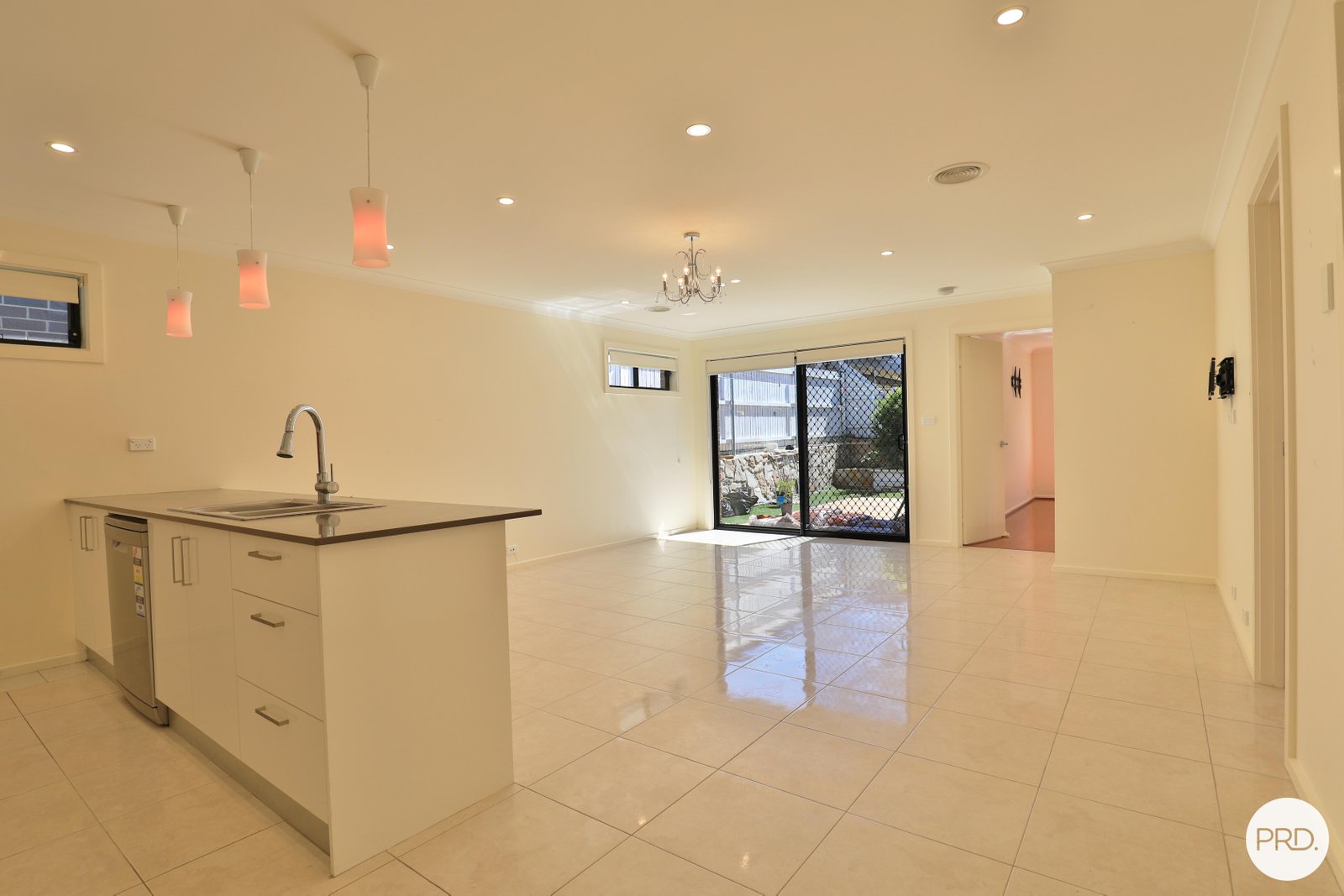 9 Trephina Street HARRISON 2