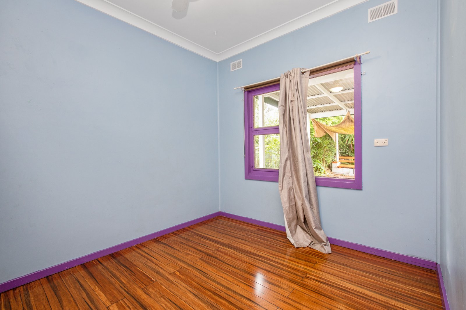 9 Trevor Street TELARAH 11