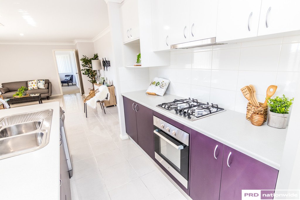 9 Tulipwood Crescent TAMWORTH 10