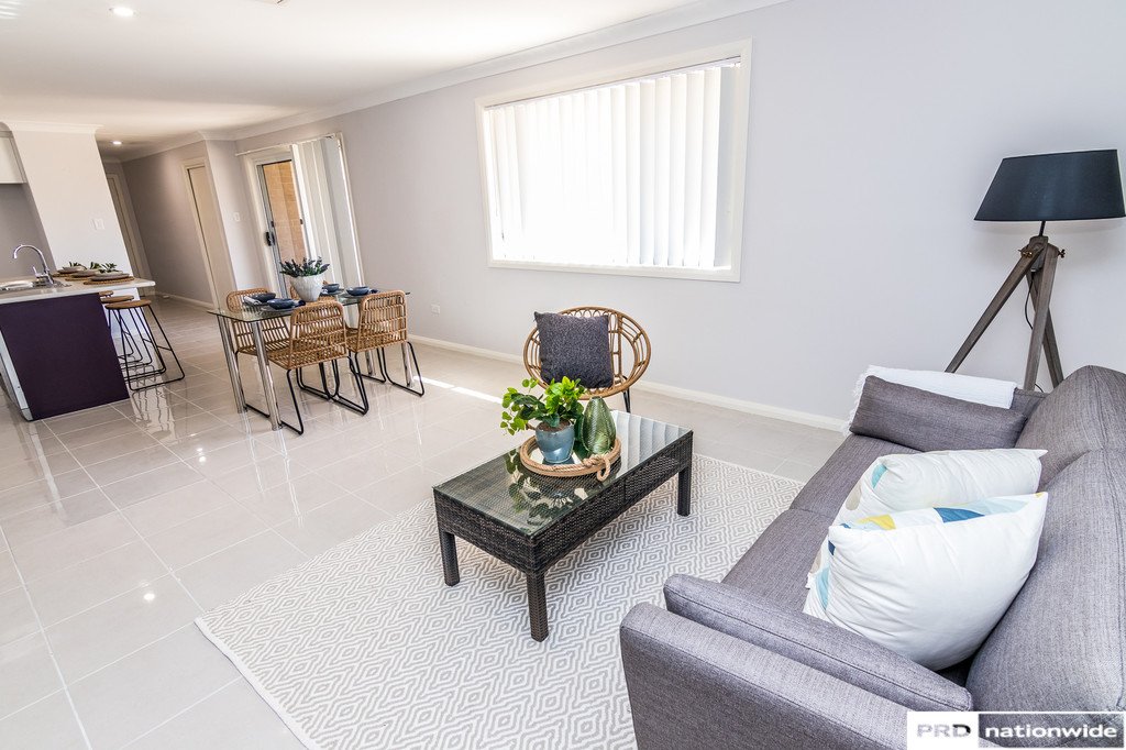 9 Tulipwood Crescent TAMWORTH 11