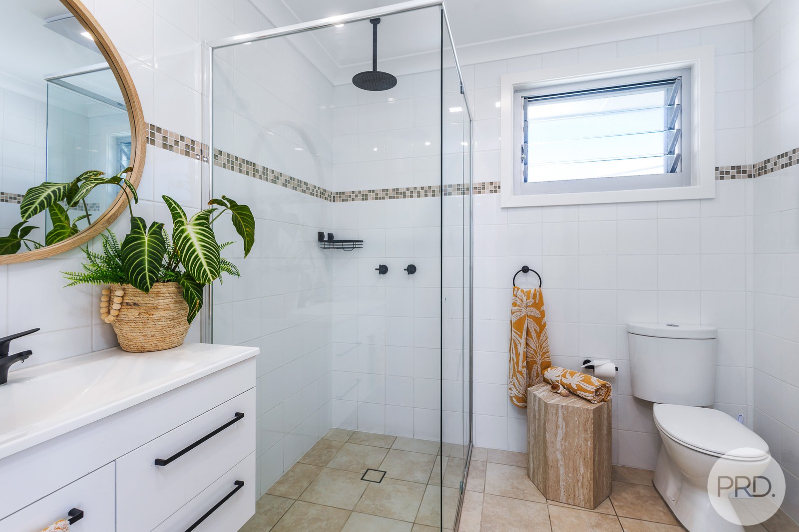 9 Tuna Crescent FINGAL BAY 25