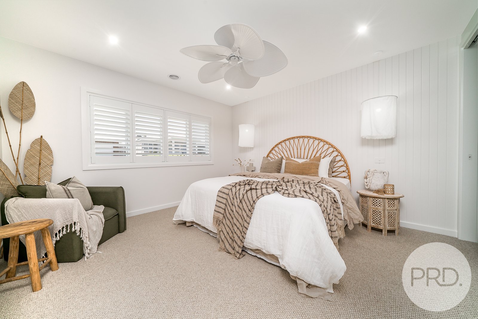 9 Turramia Crescent GOBBAGOMBALIN 12