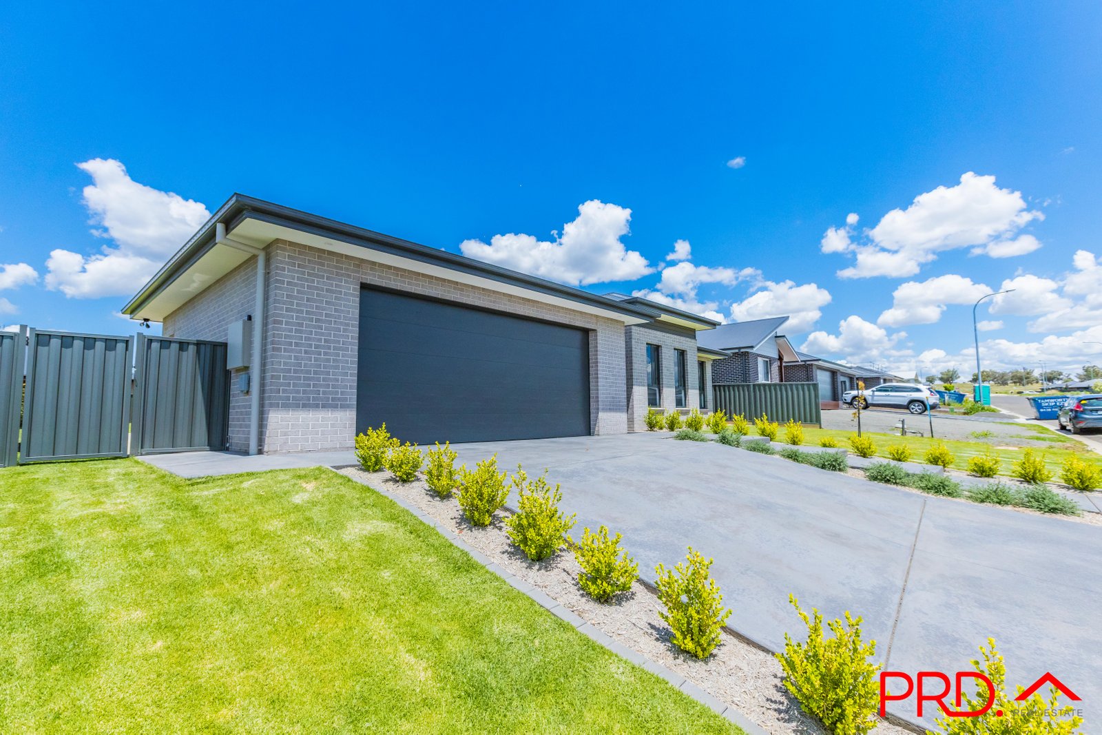 9 Tuscany Boulevard TAMWORTH 2