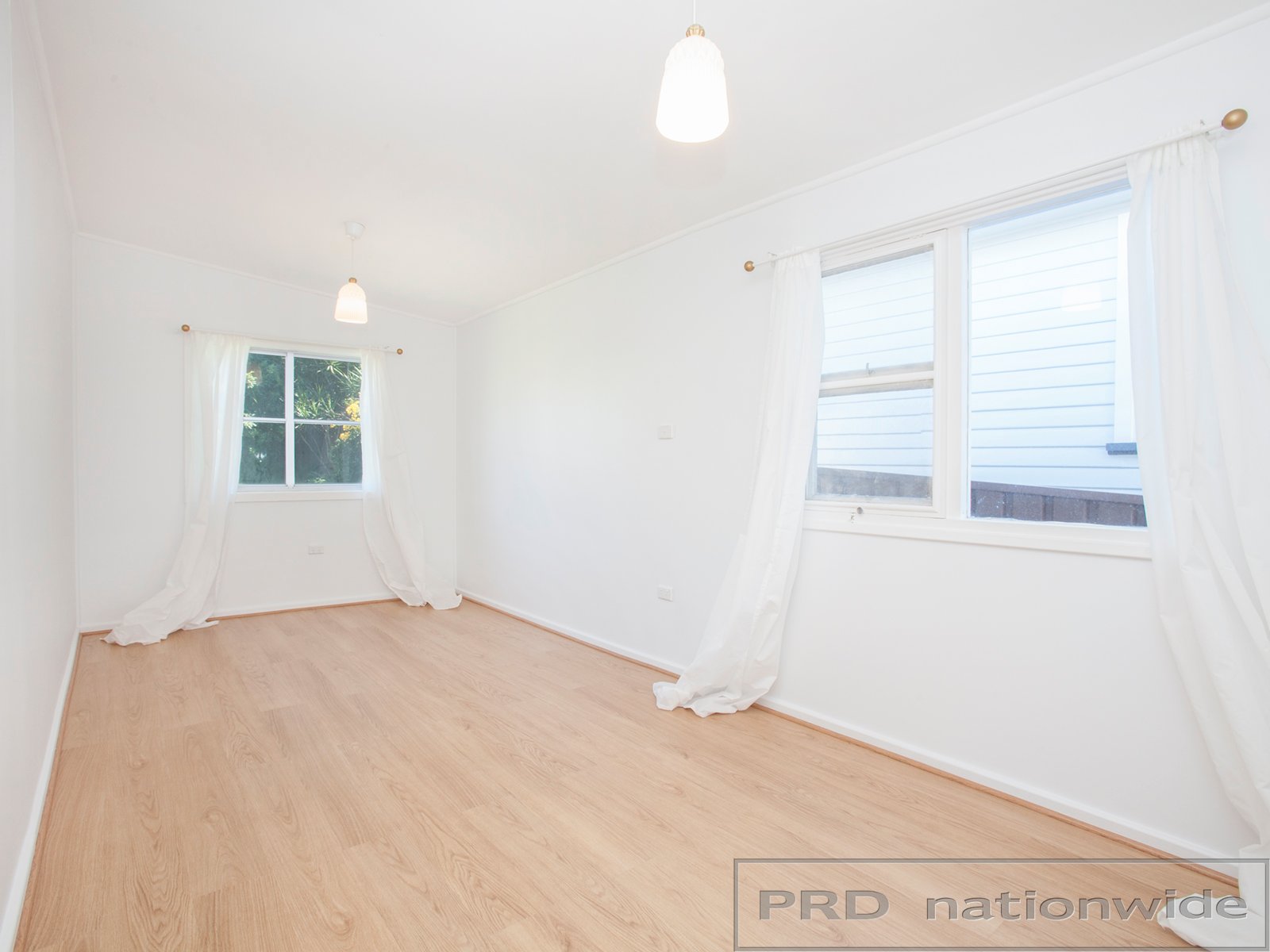 9 Tyrell Street TENAMBIT 8