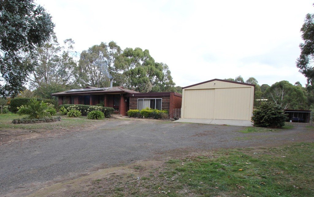 9 Urquhart Street GORDON 13